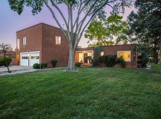 2715 Sheridan St NW, Albuquerque, NM 87104