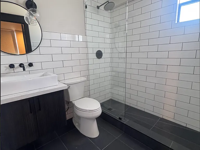 1259 Market St #6 — Photo 10