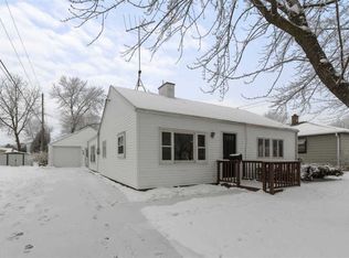 409 S Lake St, Neenah, WI 54956