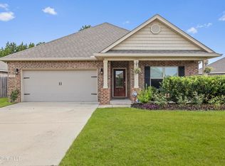 6804 Sweetclover Dr, Ocean Springs, MS 39564