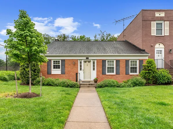 73 Institute Ln, Warrenton, VA 20186