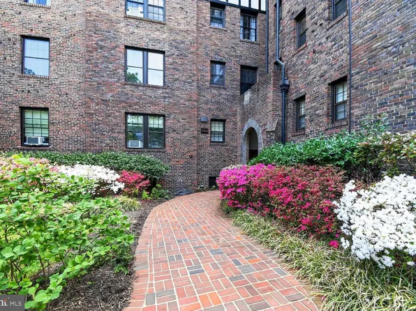 3016 Tilden St NW APT 403, Washington, DC 20008