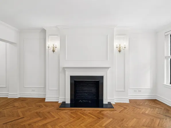1160 Fifth Avenue image 1 of 17
