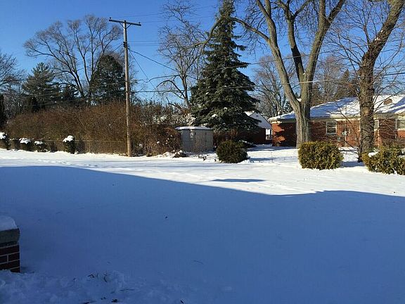 2nd image of 18314 Stratford Dr