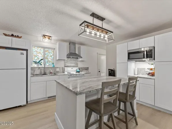 10 Sheridan Way, Sparks, NV 89431