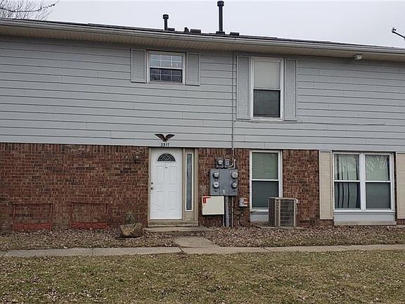 3rd image of 3317 Lupine Dr