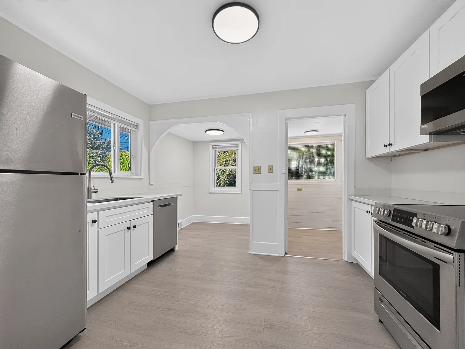 3649 36th Ave S, Seattle - 1 — Photo 3