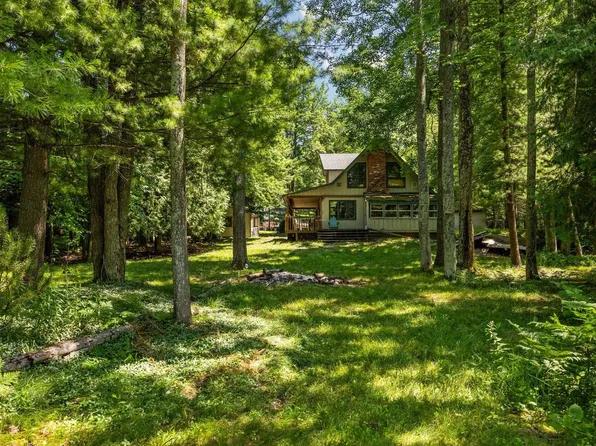 10000 Harmony Dr, Interlochen, MI 49643