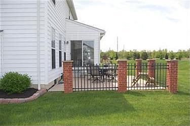 2nd image of 756 Horseshoe Way
