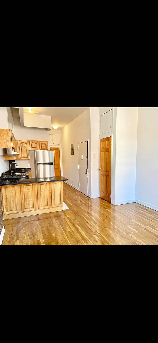Building Photo - 1699 Lexington Ave #3B