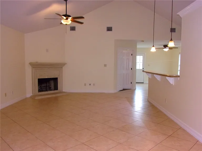 6109 Queen Jane St — Photo 5