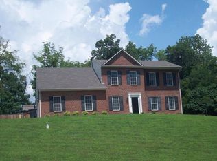 7603 Peebles Ln, Roanoke, VA 24018