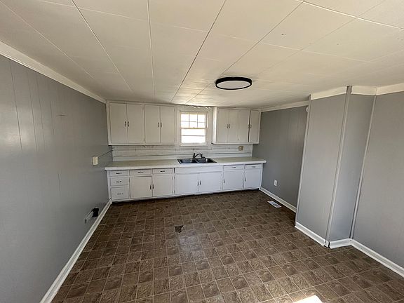 2nd image of 1501 Lodge Ave
