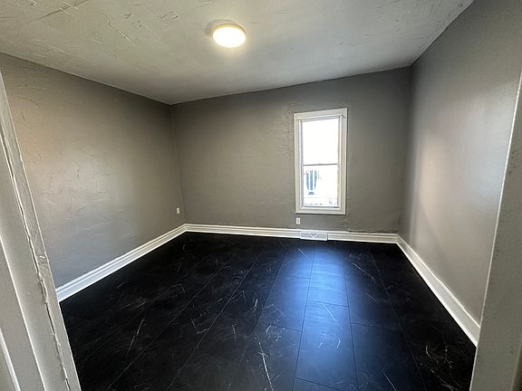 5th image of 7215 W National Ave #1