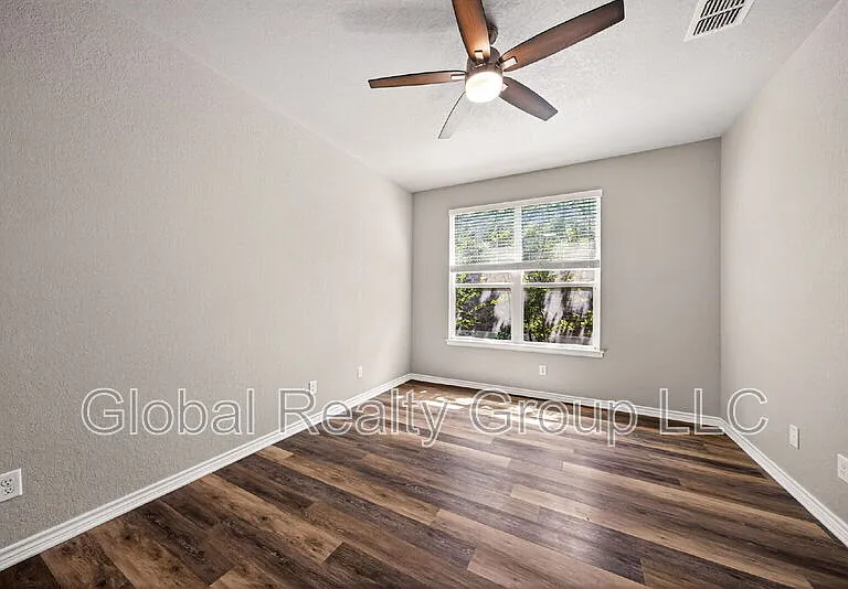 4610 Sebastian Oak — Photo 13