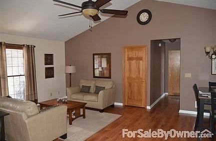 3rd image of 505 Chamberlain Dr