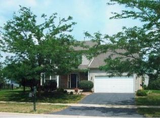 400 Prairie Valley St, Elburn, IL 60119