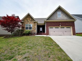 5353 Rose Glen Ct, Ooltewah, TN 37363