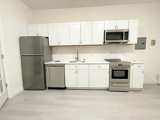 Rented by Douglas Elliman | media 22