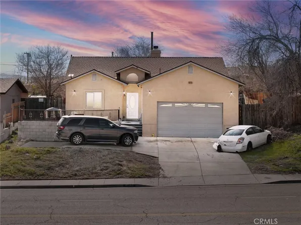 16255 Seneca Rd, Victorville, CA 92395
