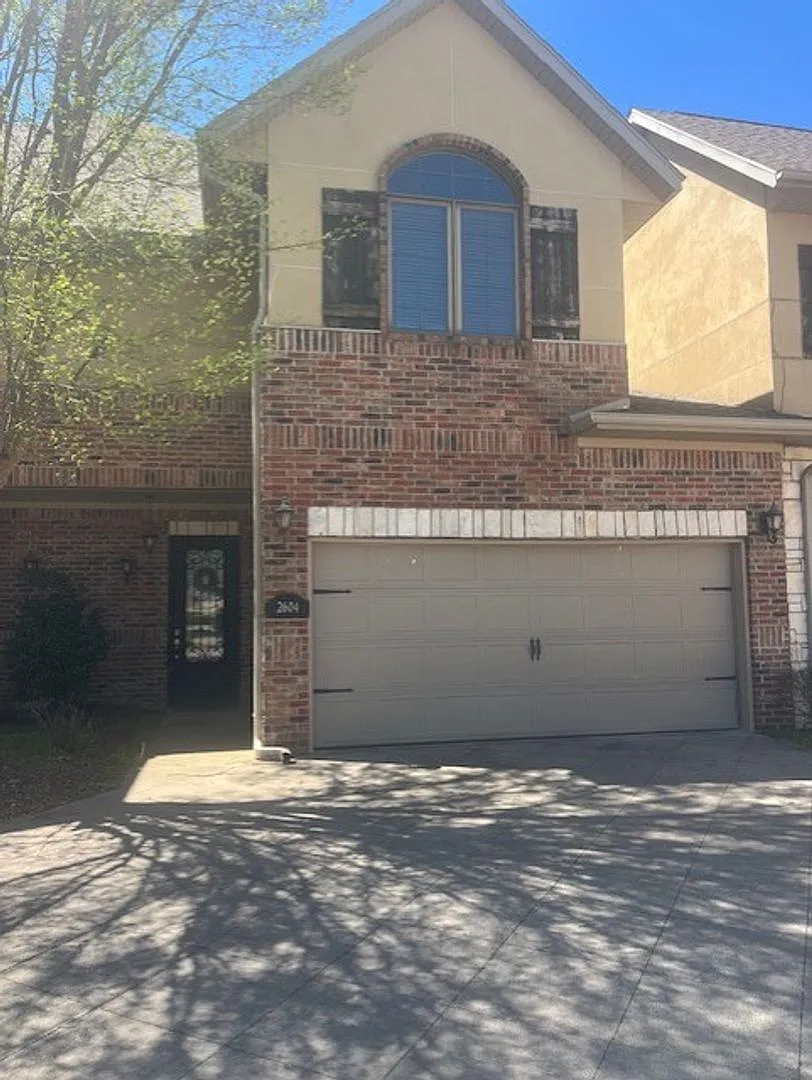 Great Condo close to Promenade!! — Photo 2