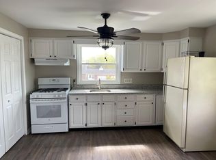 871 S Main St #B, Williamstown, NJ 08094