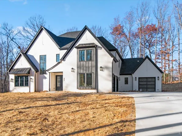 27 Hickory Hill Rd, Lynchburg, VA 24502