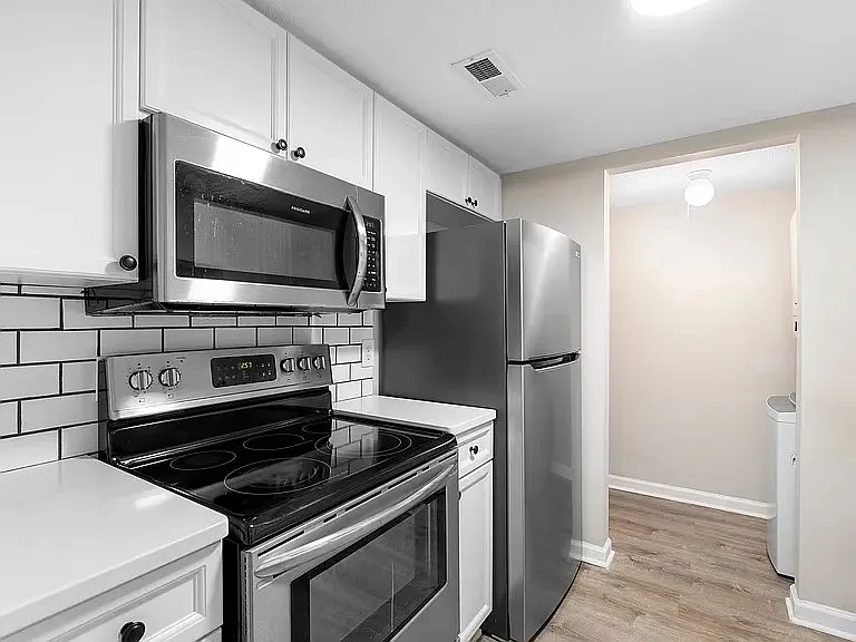 420 Elysian Fields Rd #E5 — Photo 2