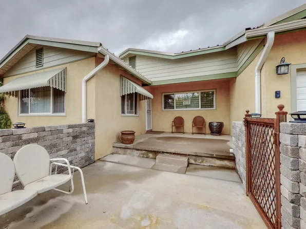 2607 Schell Pl NE, Albuquerque, NM 87106