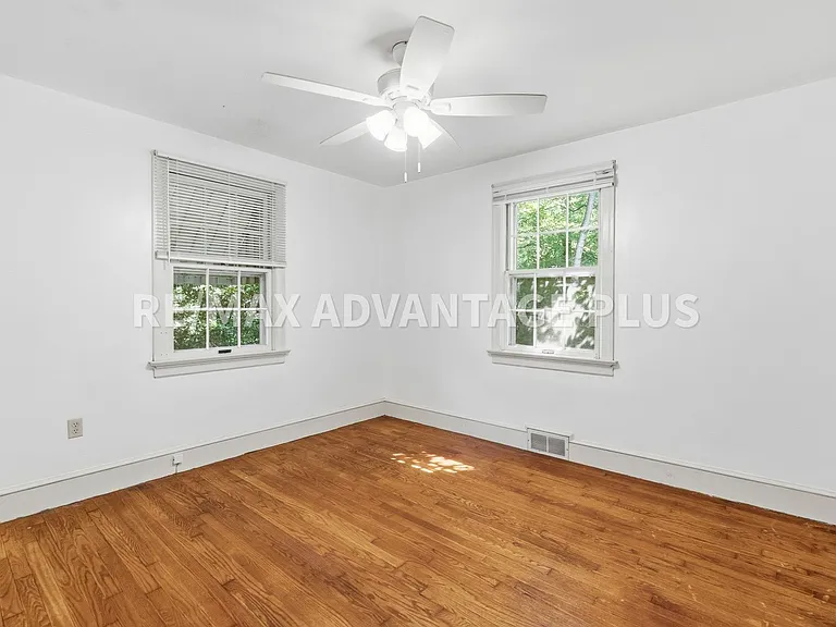1004 Fourth Avenue Ext — Photo 24