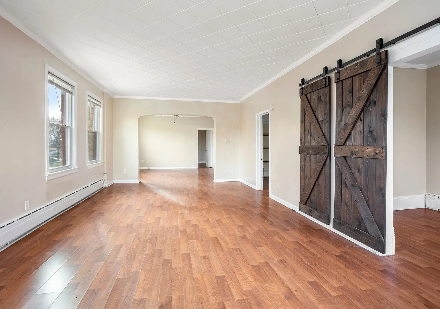 531 Merritt Avenue — Photo 3
