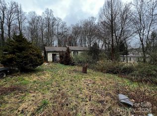 522 Brandon Rd, Black Mountain, NC 28711