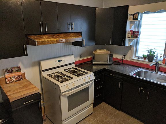 2nd image of 204 Lisbon Ave #1