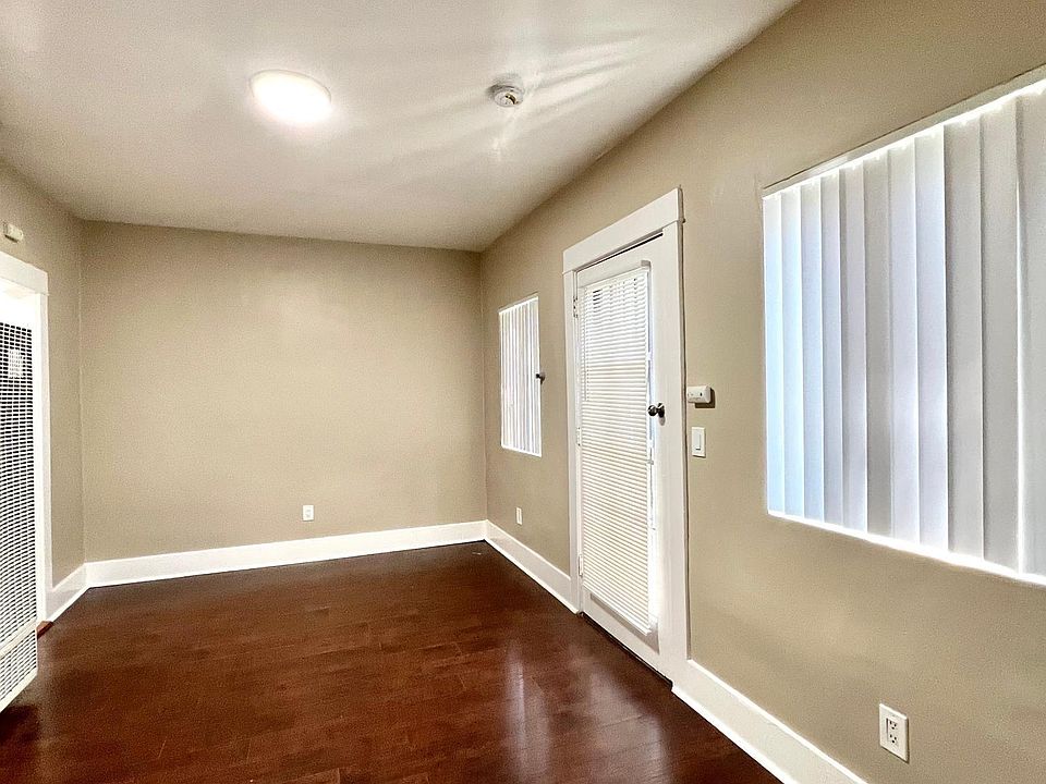 2nd image of 624 W 5th St APT 10