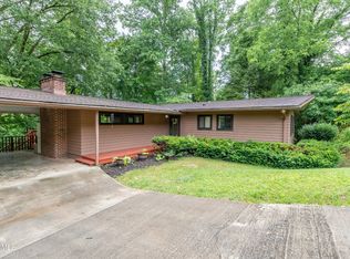 103 Canterbury Rd, Oak Ridge, TN 37830
