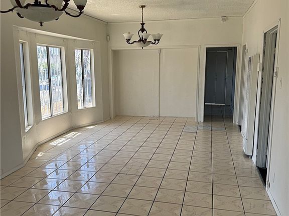 3rd image of 4439 Lima St