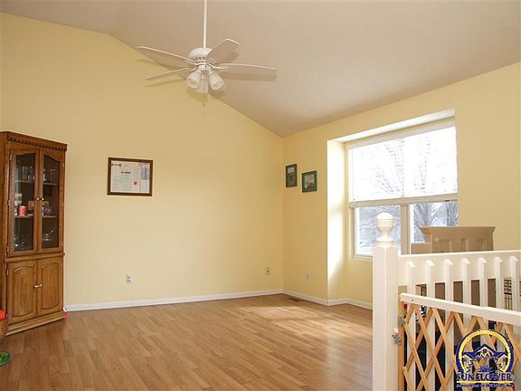 2nd image of 201 Park Dr