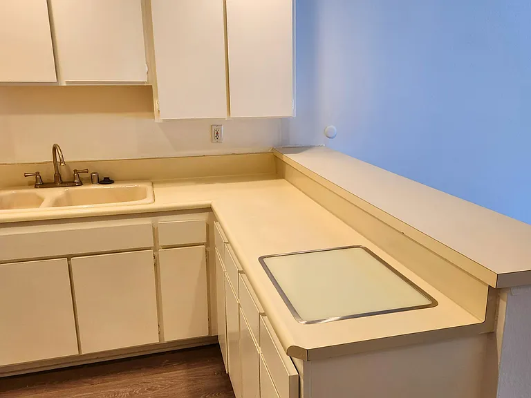 Hillside Terrace Apartments — Photo 3