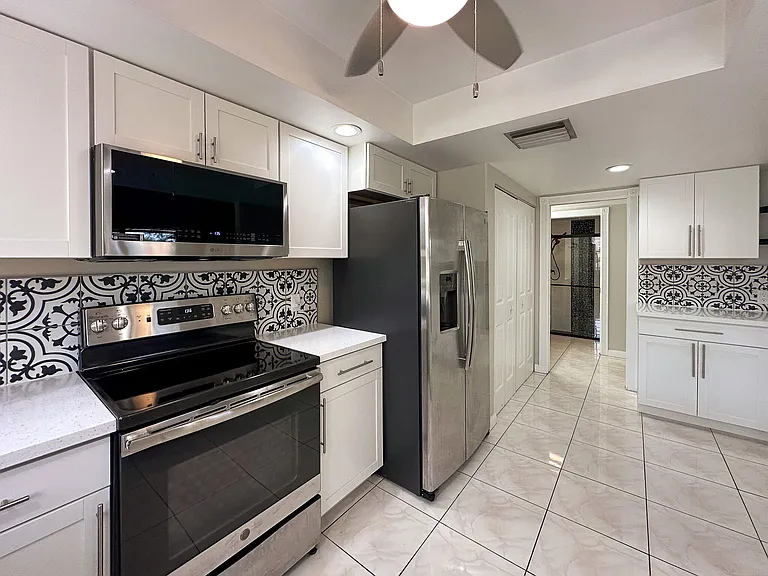 3662 SW Sunset Trace Cir — Photo 10