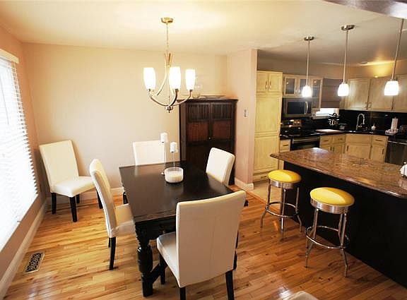 5th image of 4747 Bramble Berry Dr