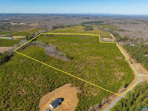 5C Evergreen Church Rd, Palmyra, VA 22963