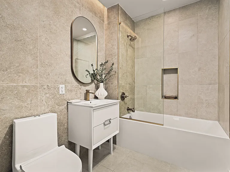 34-16 38th St #535 — Photo 9