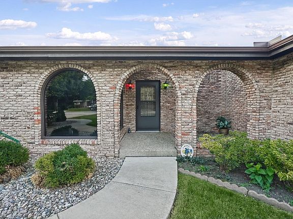 5th image of 3 Bridle Ln