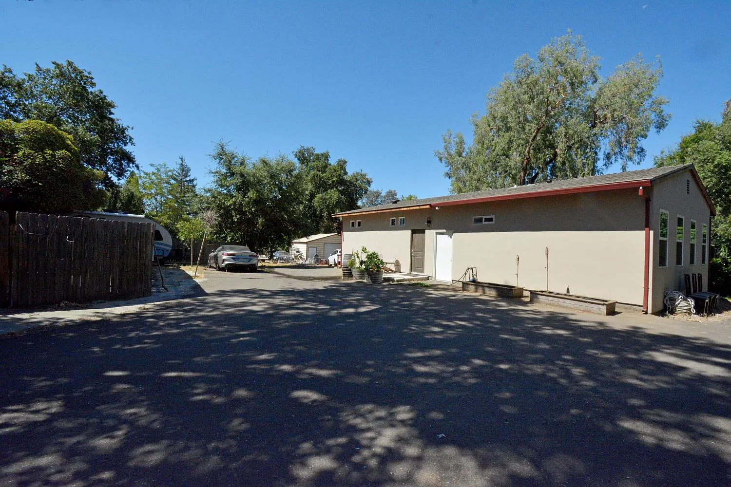 2 bed, 1200 sqft, $2,600 — Photo 2