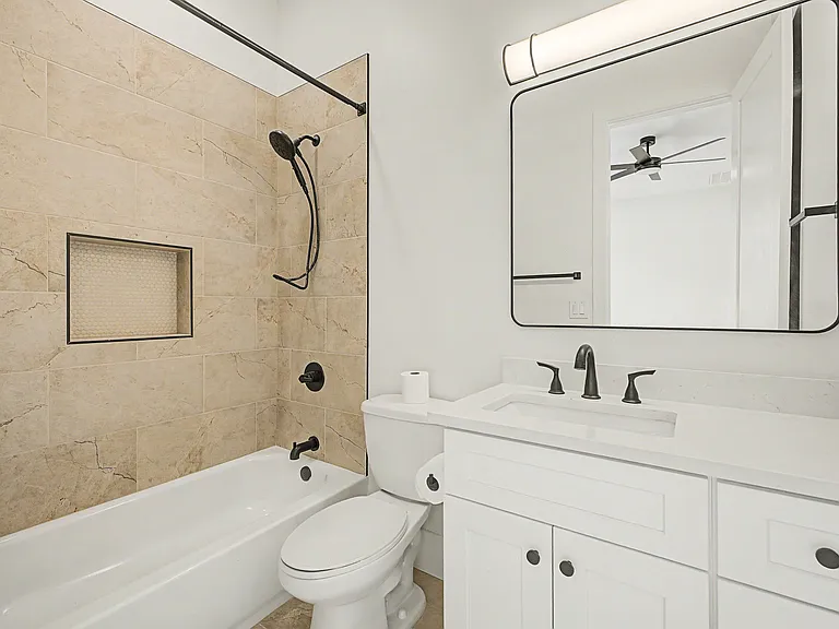 Full Bath 5 / Powder Room