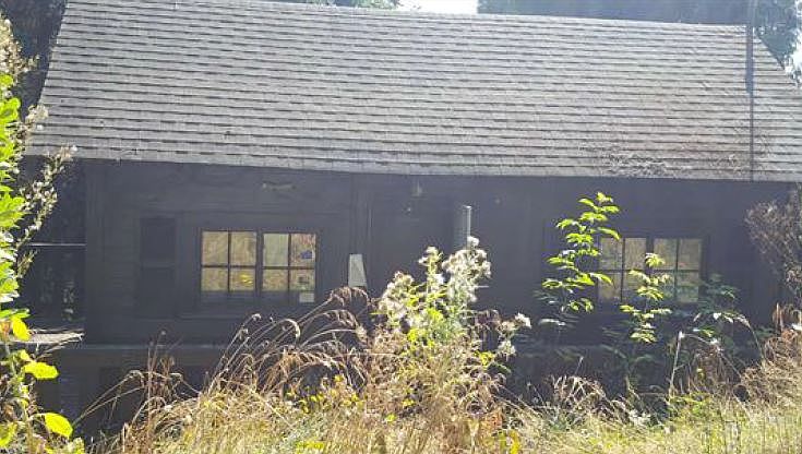 1st image of 301 Buland Dr