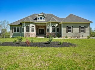 47 Asbury Rd, Hackettstown, NJ 07840