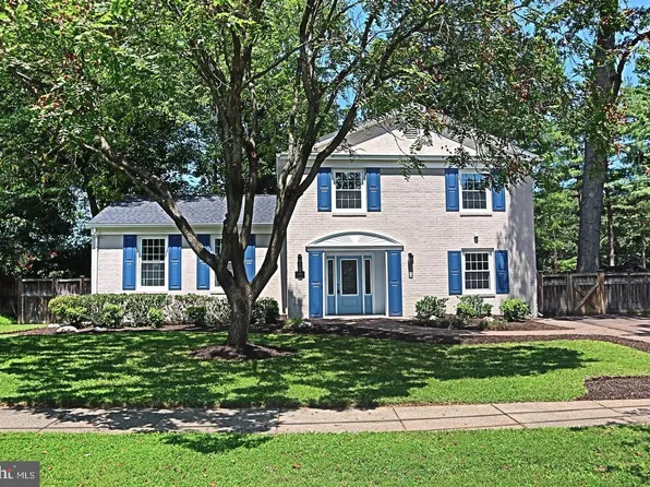 1289 Bartonshire Way, Rockville, MD 20854