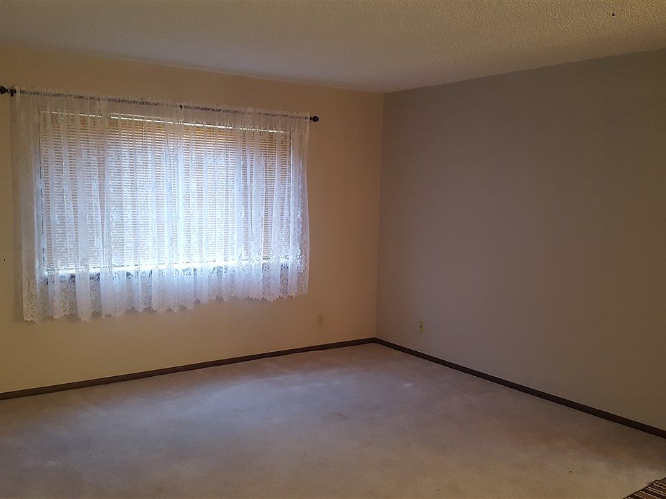 2nd image of 1500 E 10th Ave APT C3