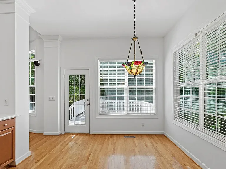 111 Sir Walker Ln — Photo 14